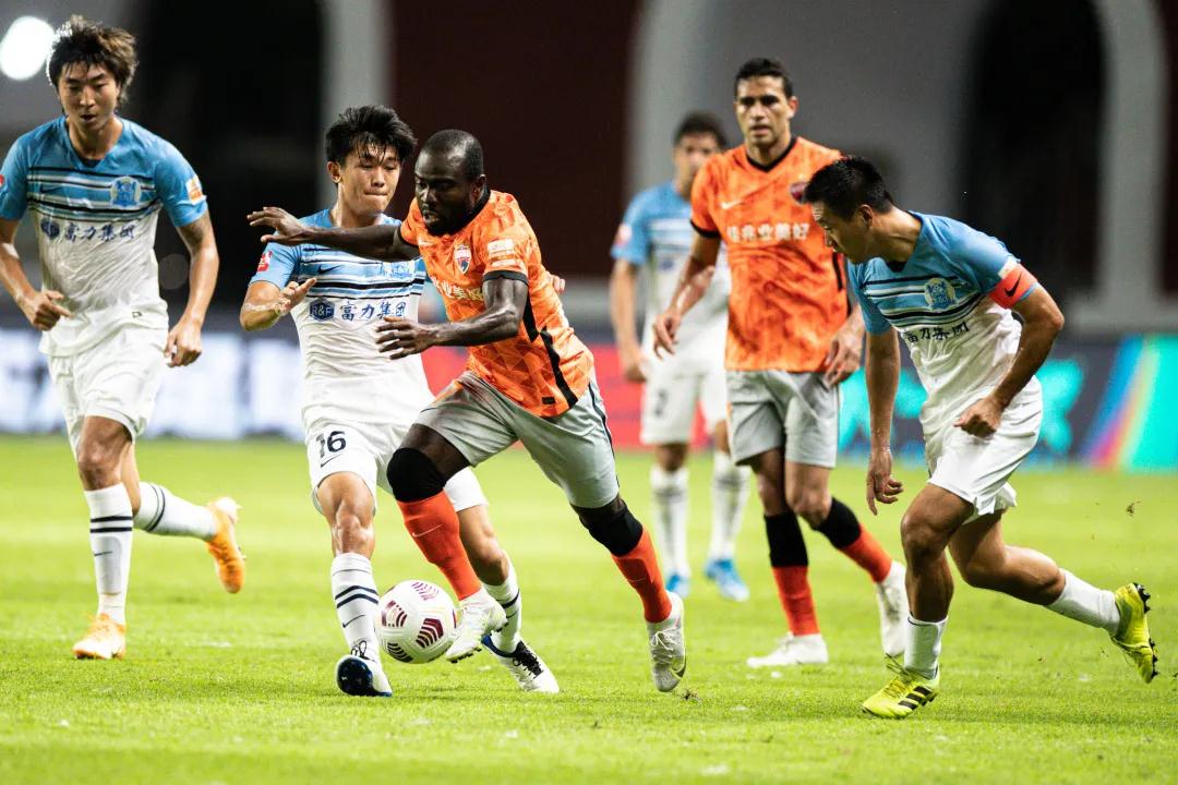 ضربات جزاء الأهلي والزمالك في السوبر الأفريقيصراع الكبار ضربات جزاء الأهلي والزمالك في السوبر الأفريقيصراع الكبار