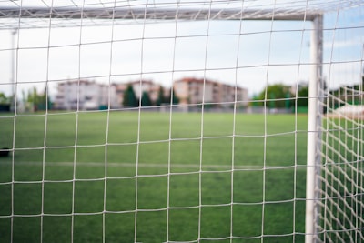 لاعب الأهلي سابقاًمسيرة حافلة بالإنجازات والتأثير الكروي